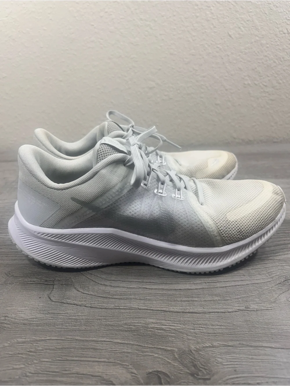 Nike Women’s Grey Running Shoes Size 9